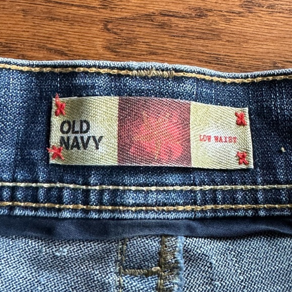 Old Navy Cuff Denim Capris‎ - Picture 6 of 14